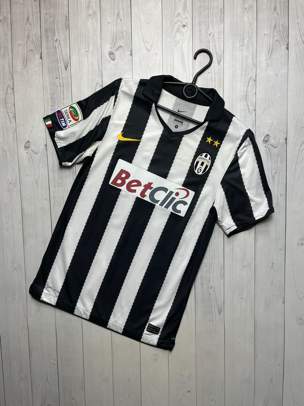 Nike × Vintage Vintage Juventus Nike soccer jersey size S striped Size US S / EU 44-46 / 1 - 1 Thumbnail