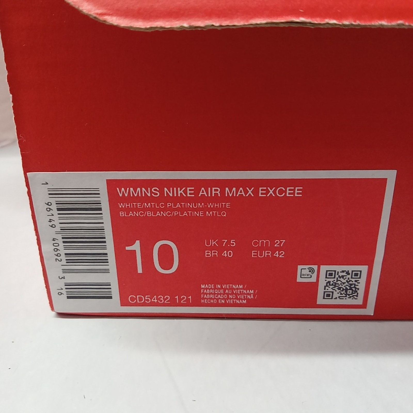 Nike Nike Air Max Excee Women's Size 10 US White Running Shoes Size US 10 / IT 40 - 8 Thumbnail