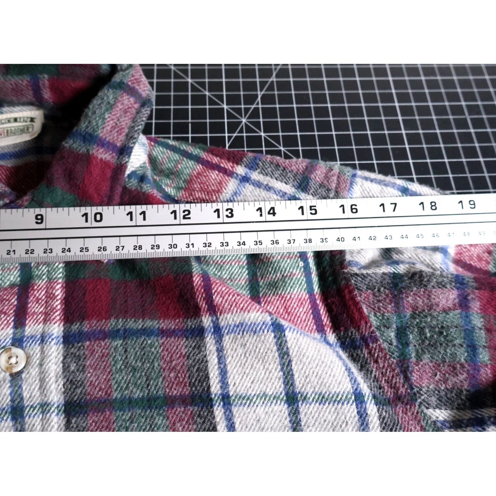 Vintage VINTAGE Five Brothers Button-Up Shirt Plaid Men's Medium Gray Purple Green Flannel 90s Retro Hipster Grunge Casual Workwear Size US M / EU 48-50 / 2 - 7 Thumbnail