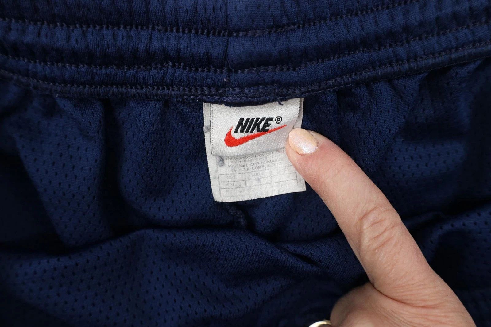 Nike AS IS Vintage 90s Nike Above Knee Mesh Shorts Navy Blue Size US 36 / EU 52 - 10 Thumbnail