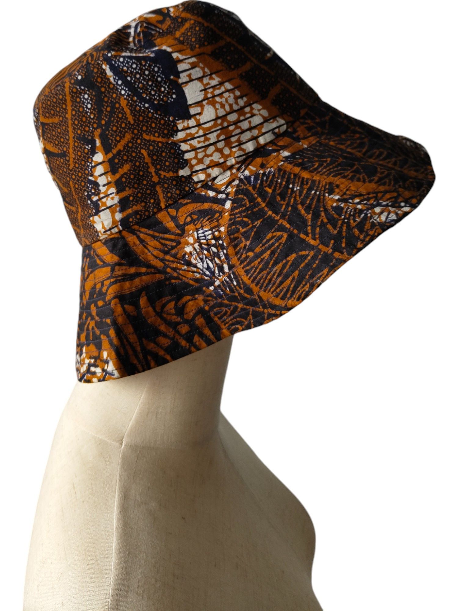 Dior Dior Reversible Print Bucket Hat With Embossed Logo Size ONE SIZE - 7 Thumbnail