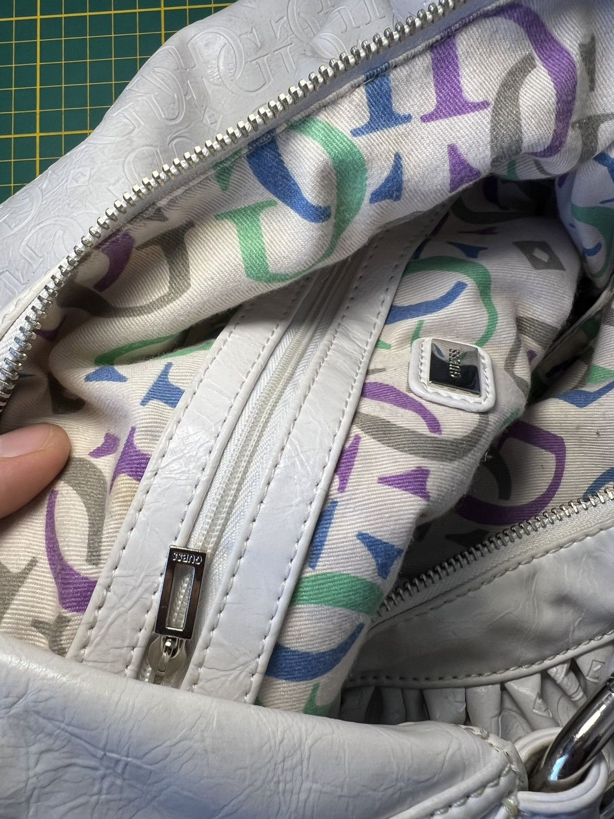 Guess Vintage large Guess embossed leather monogram hobo bag Size ONE SIZE - 11 Thumbnail