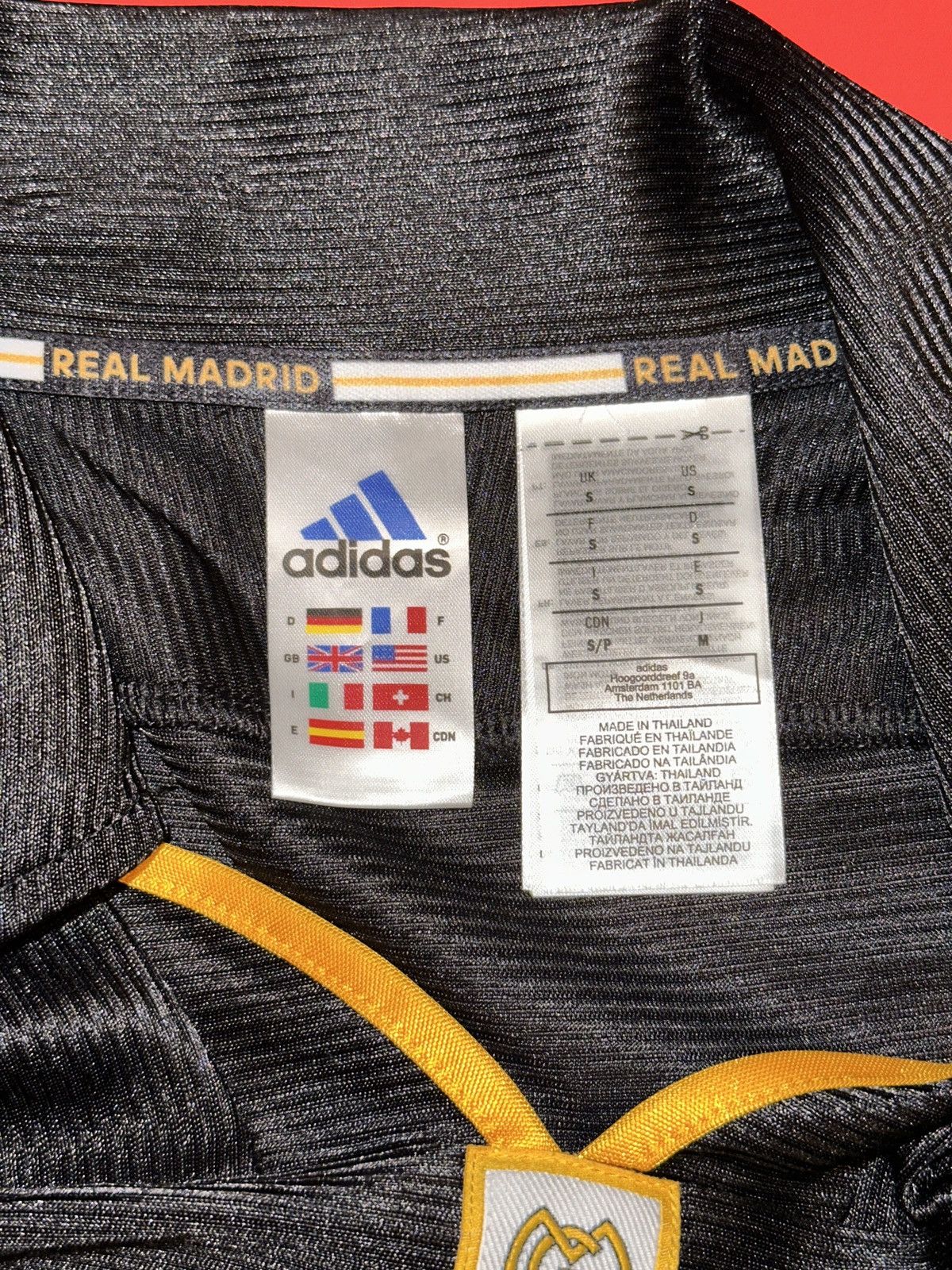 Adidas Adidas Real Madrid 99/00 Away Jersey Soccer Shirt Men Small Size US S / EU 44-46 / 1 - 7 Thumbnail