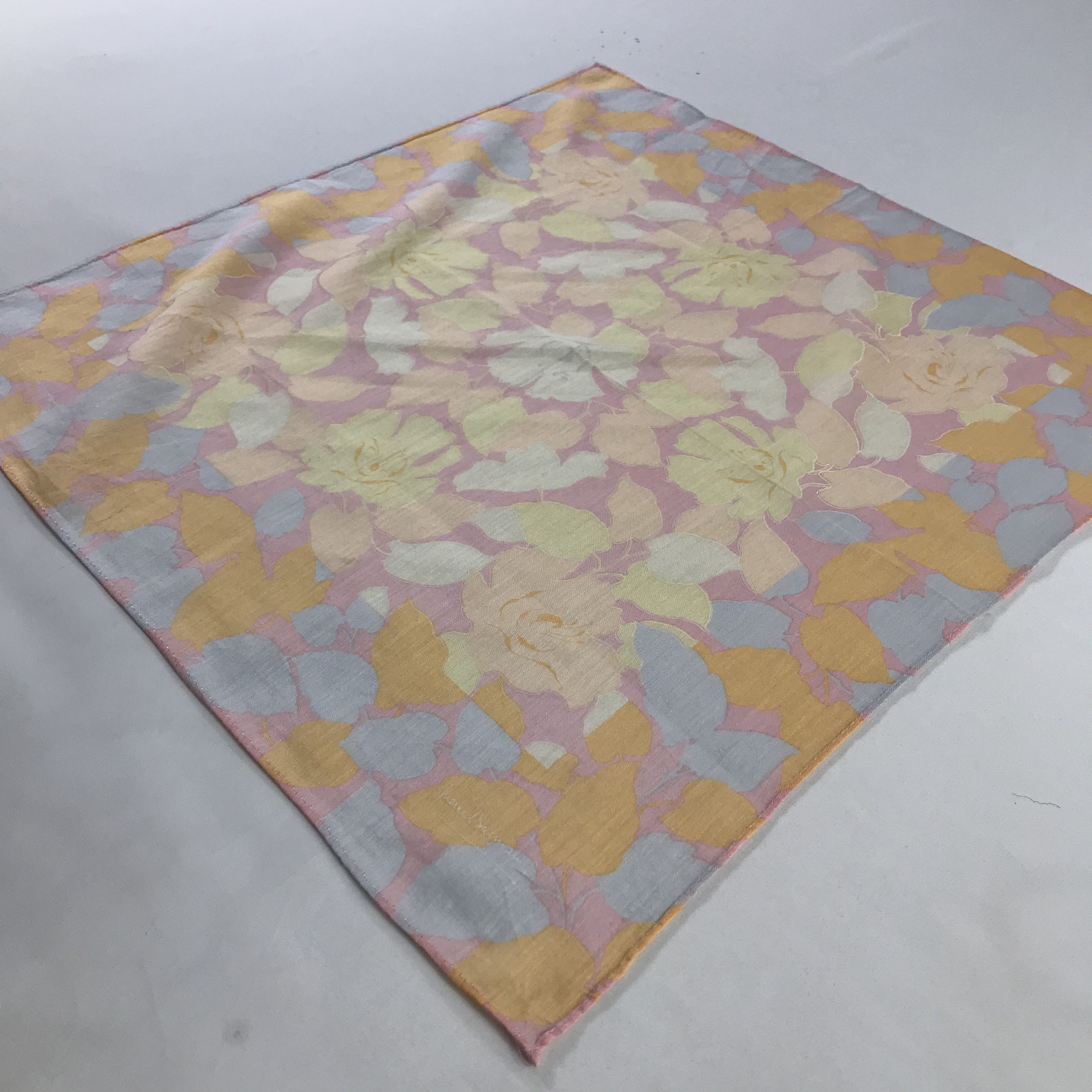 Pierre Balmain × Vintage Pierre Balmain Bandana / Handkerchief / Neckerchief - S374 Size ONE SIZE - 2 Thumbnail