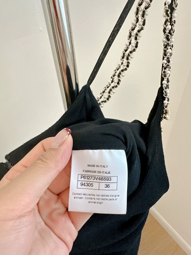 Chanel Chanel Double C pearl jumpsuit Size 24" / US 00 / IT 34 - 5 Thumbnail