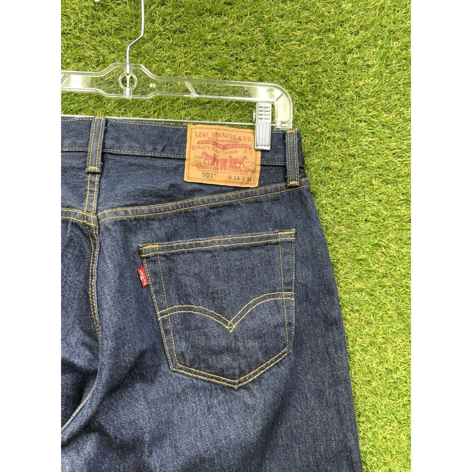 Levi's VINTAGE Levi's 501 XX Jeans Mens 34x34 Button Fly Dark Wash Denim Straight 5-Pocket USA 90s Mens Size US 34 / EU 50 - 4 Thumbnail