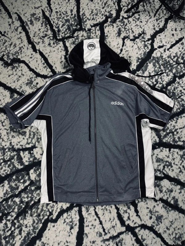 Adidas Vintage Adidas sports sweatshirt gray XL Size US XL / EU 56 / 4 - 1 Thumbnail