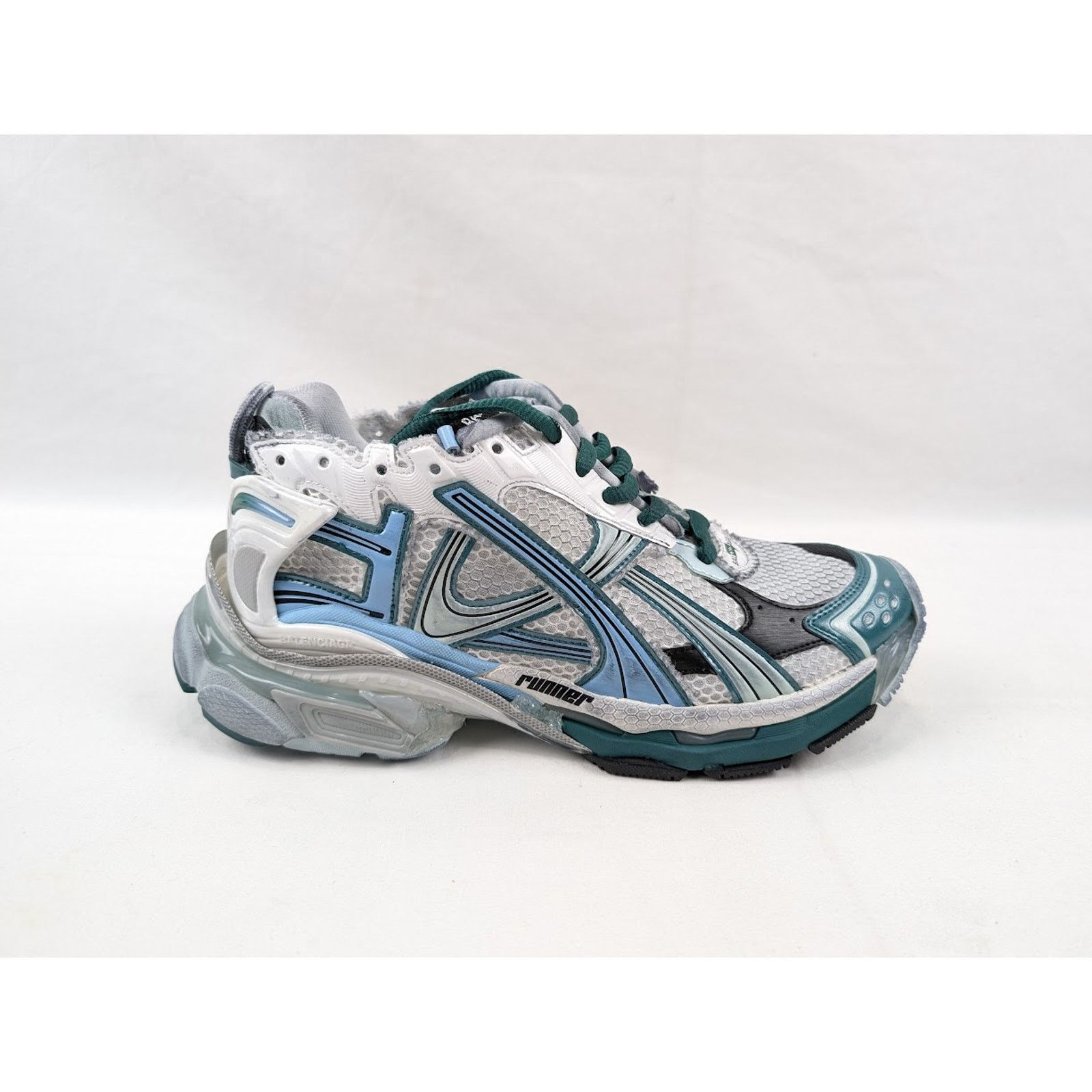o1rshd1 Runners Gradient Mesh Rubber in White/Green/Blue