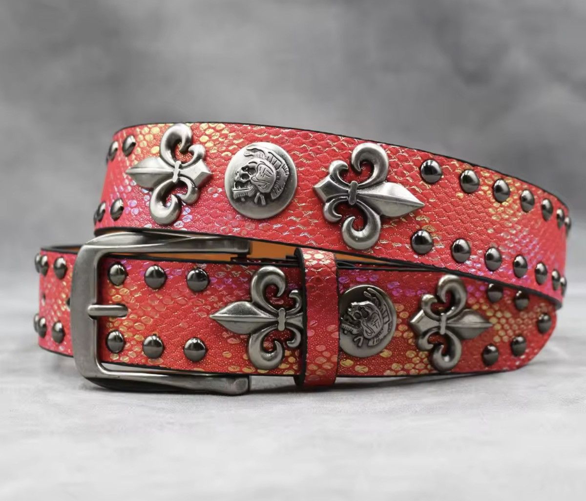 Japanese Brand Y2k PU Leather Rivet Punk Skull Gold Rock Belt 115 cm Size ONE SIZE - 3 Thumbnail