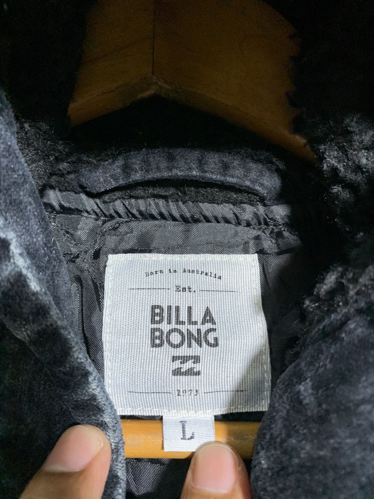Billabong 🔥BILLABONG BLACK WASHED VELVET HOODIE Size US M / EU 48-50 / 2 - 8 Thumbnail