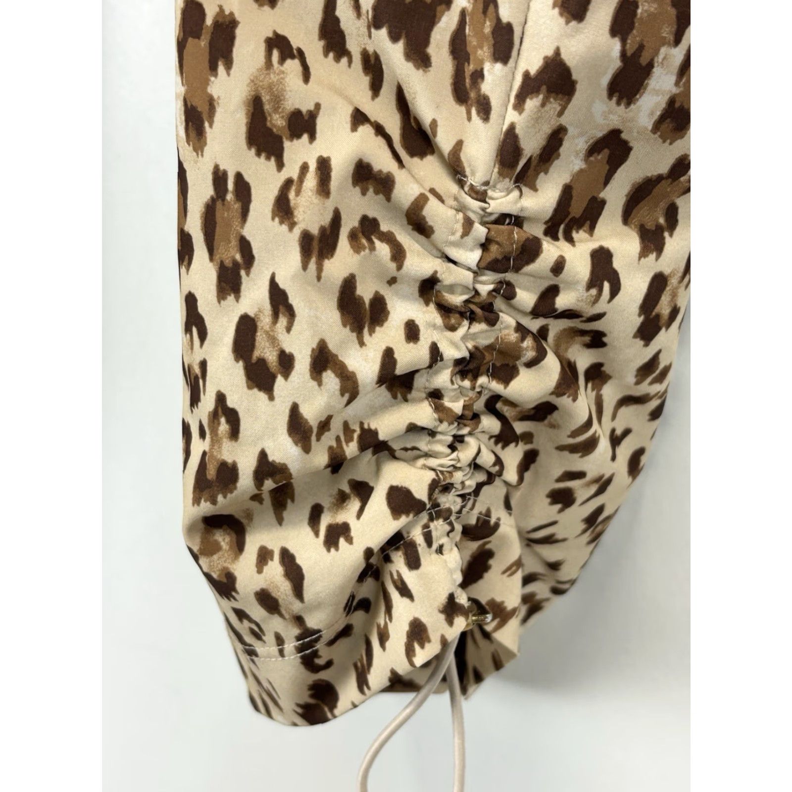 Vintage Chico's Womens Zenergy Golf Pants 1 US M Brown Animal Print Stretch Performance Cropped Straight Pockets Easy Care Regular Size 32" / US 10 / IT 46 - 6 Thumbnail