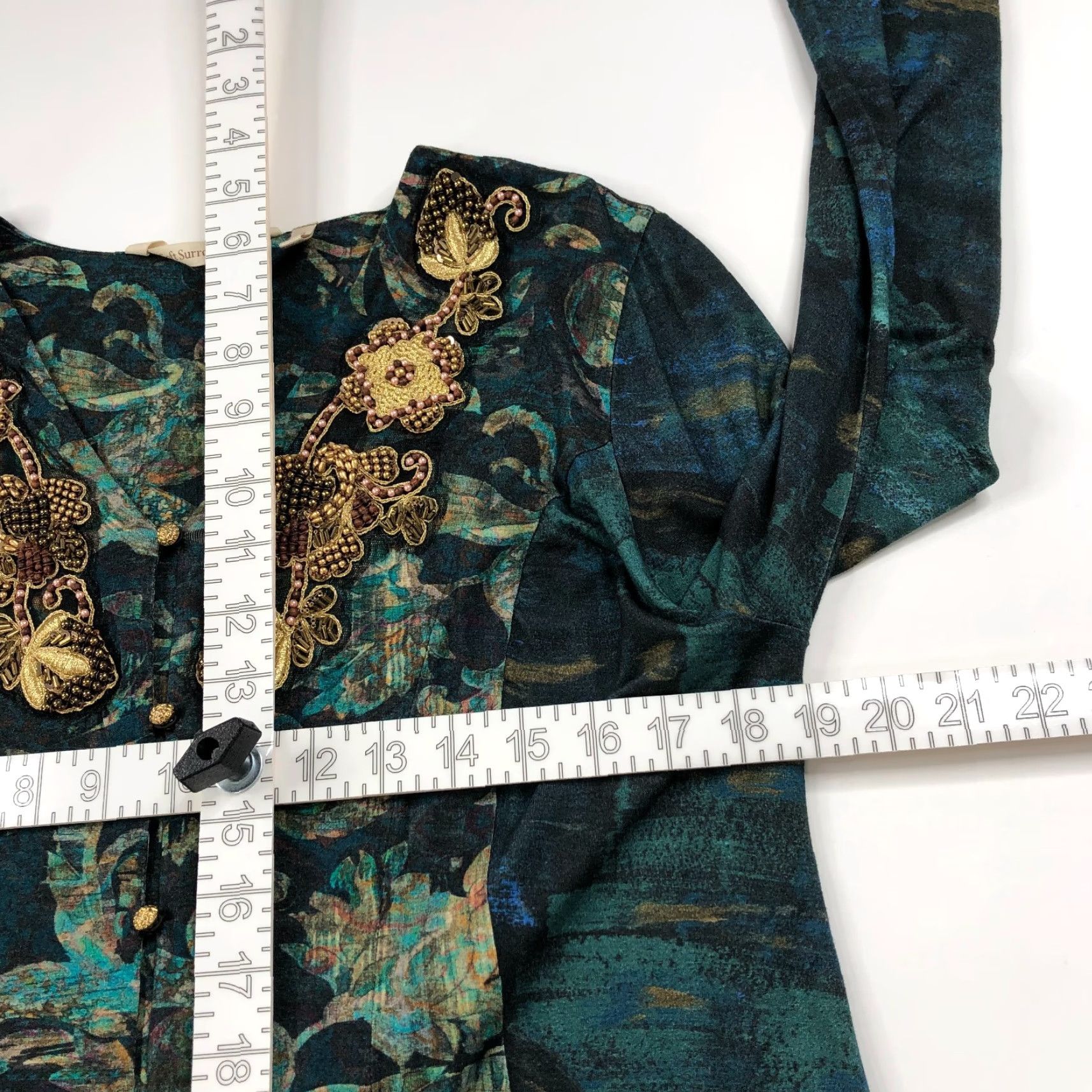 Soft Surroundings Soft Surroundings Blouse Shirt Tunic Womens M Green Beaded Button Top 2FN85 Del Bosque Starry Night Mint Fantasy Vintage: No Size M / US 6-8 / IT 42-44 - 7 Thumbnail