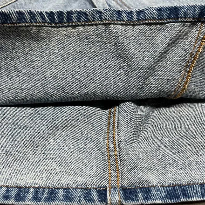 Loewe Loewe Blue Back Leather Label Denim Skirt Size 42" / US 20 - 4 Thumbnail