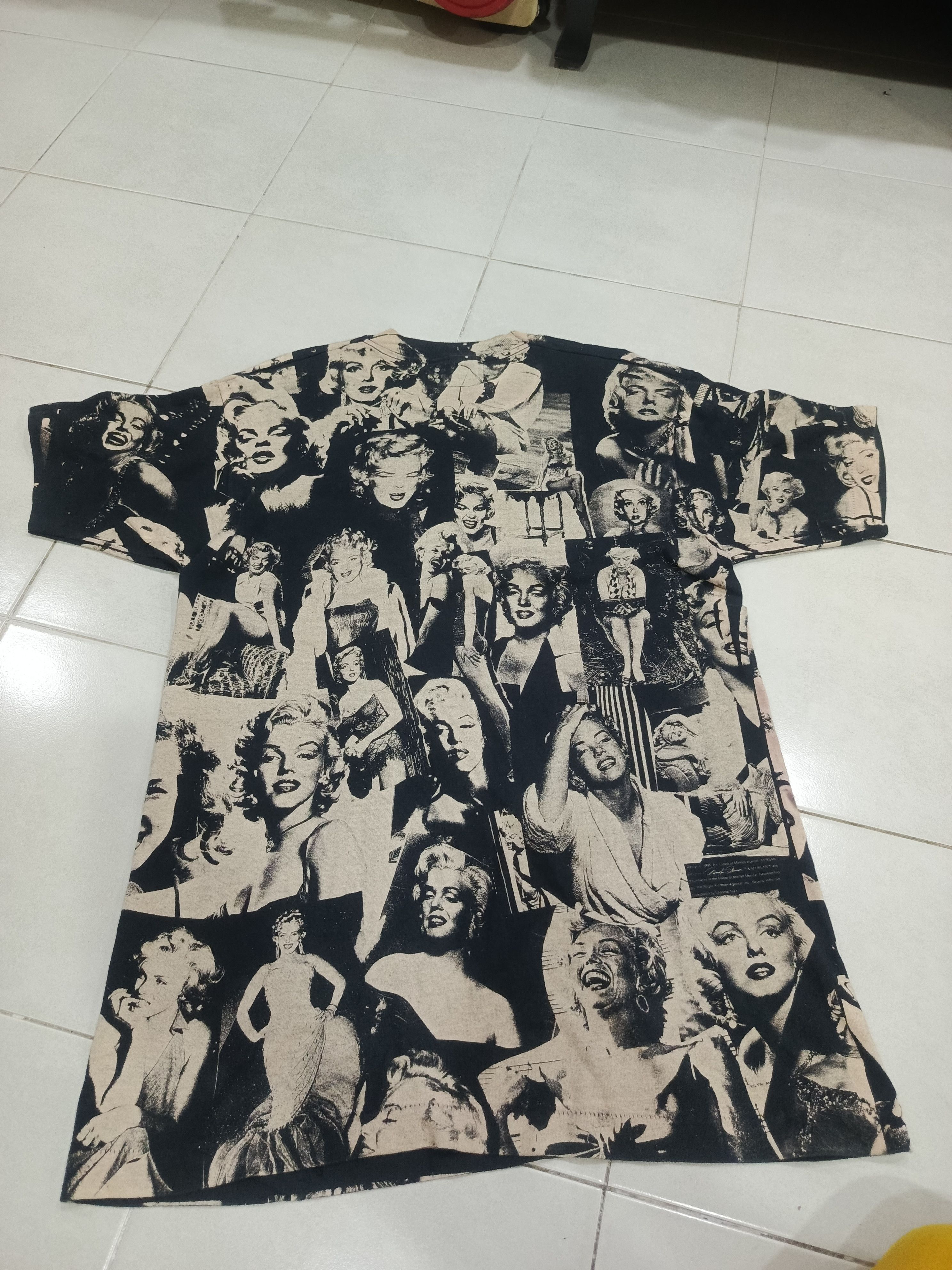 Vintage Marilyn Monroe tshirts Size US L / EU 52-54 / 3 - 1 Thumbnail