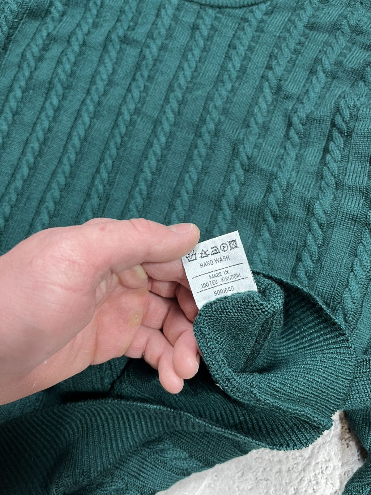 Burberry Burberrys Pure New Wool Cable Knit Sweater Green Size US L / EU 52-54 / 3 - 8 Thumbnail