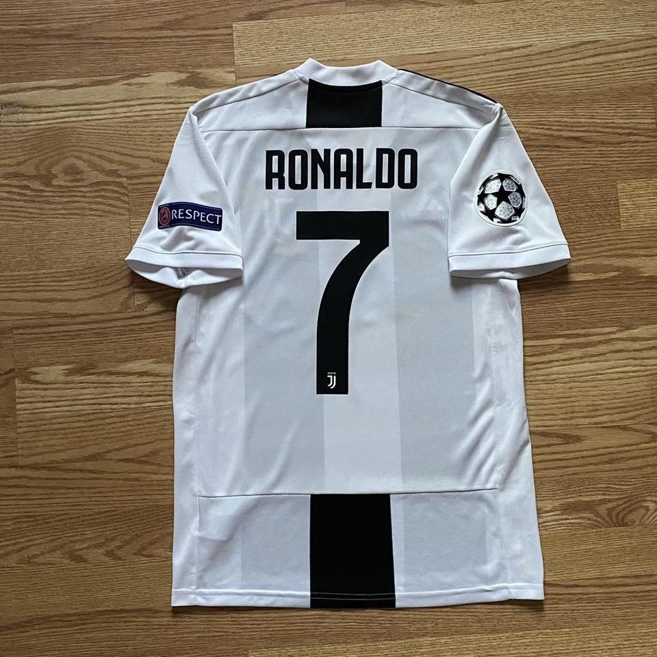 CRISTIANO RONALDO # 7 high quality JUVENTUS HOME 2018-19 ADIDAS FOOTBALL SHIRT JERSEY