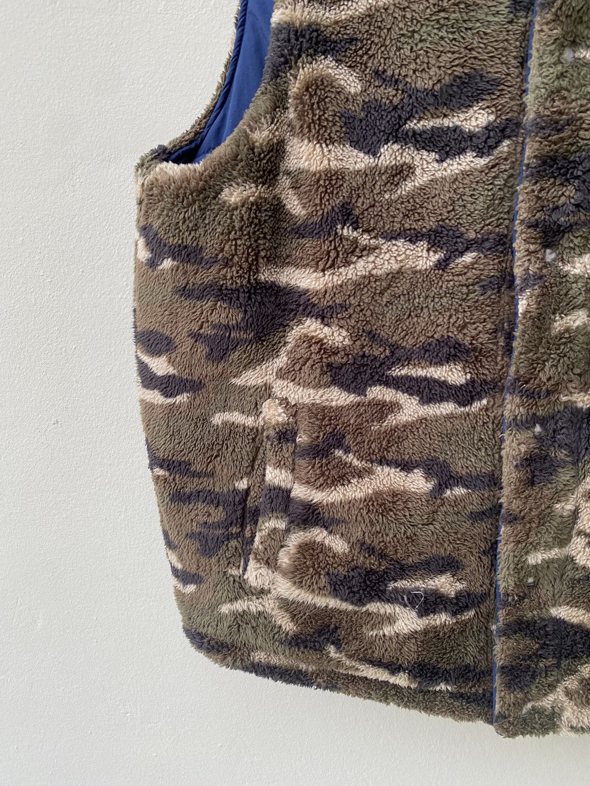 Champion × Vintage RARE CHAMPION REVERSIBLE CAMO VEST Size US L / EU 52-54 / 3 - 10 Thumbnail