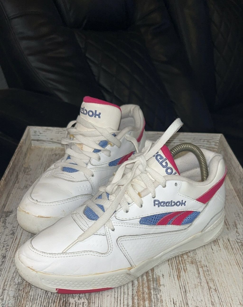 Reebok Women's vintage Reebok Athletic Shoes Size 9 White Pink Blue Size US 9 / IT 39 - 1 Thumbnail
