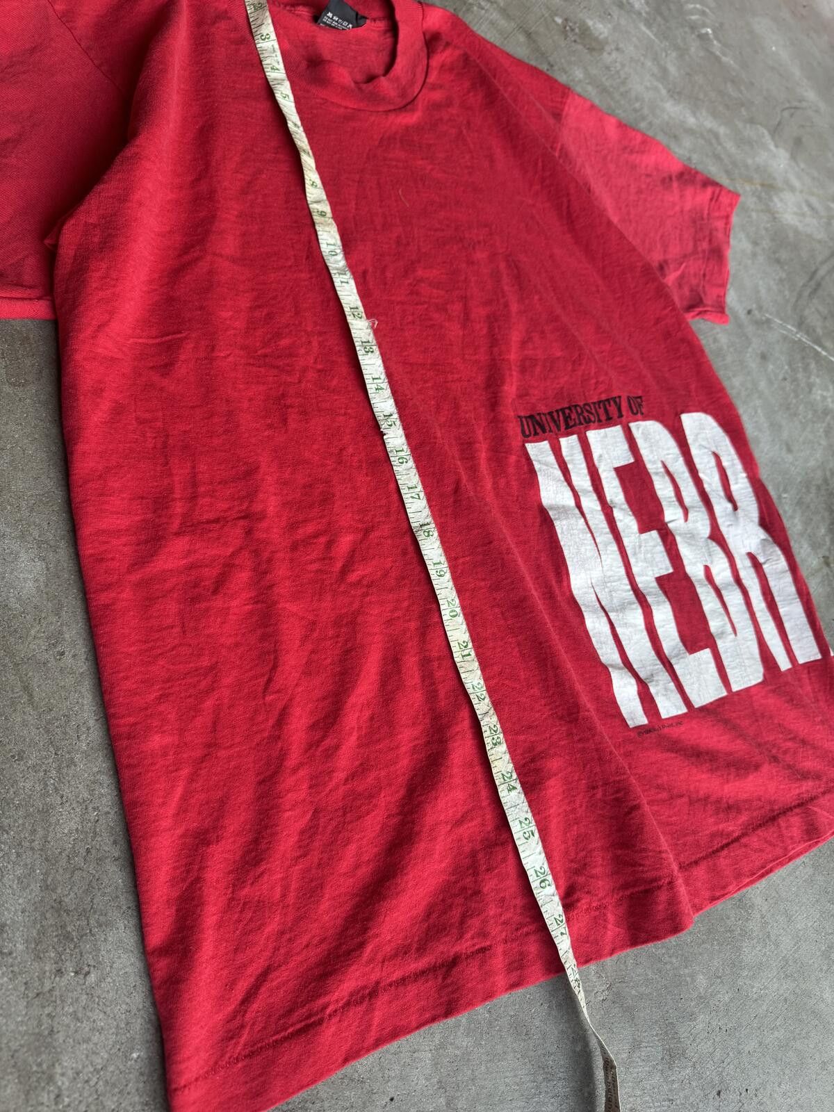 Other Vintage 90s Nebraska University AOP Single Stitch Shirt Size US L / EU 52-54 / 3 - 3 Thumbnail