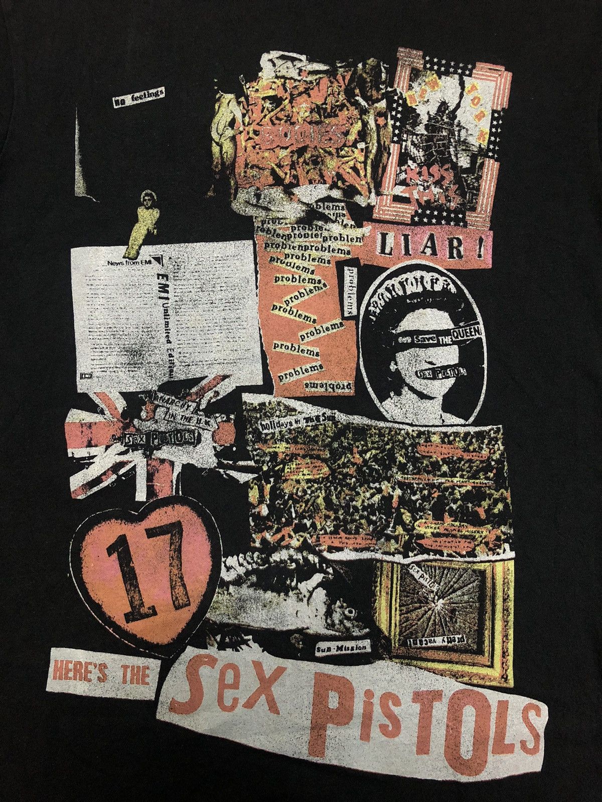Band Tees Sex Pistols x Uniqlo Full Print Size US S / EU 44-46 / 1 - 3 Thumbnail