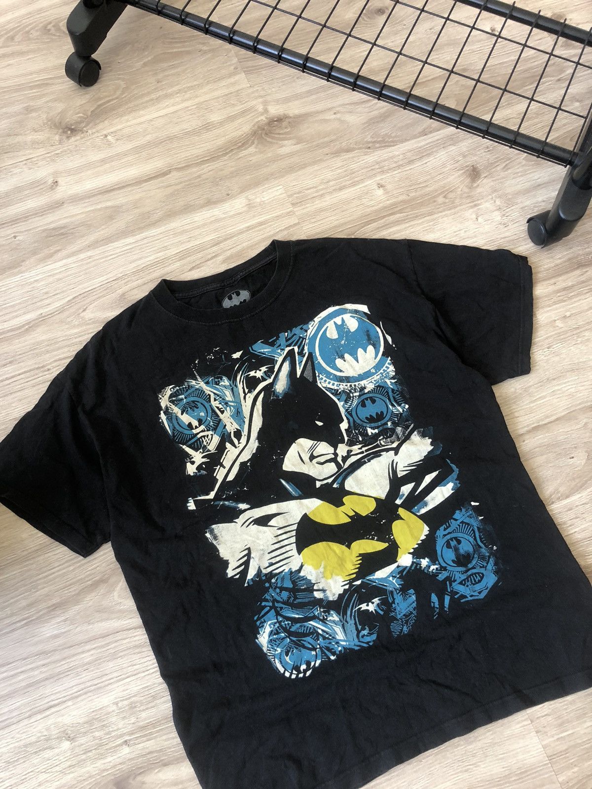 Vintage Vintage Batman DC Comics Big Logo Faded T Shirt Size US L / EU 52-54 / 3 - 2 Thumbnail