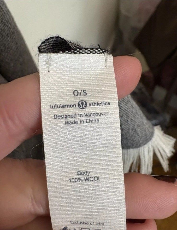 Lululemon Lululemon Reversible Wool Scarf Size ONE SIZE - 2 Thumbnail