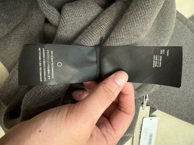 Fear of God Fear of God Grey knitted wool sweater Size US L / EU 52-54 / 3 - 6 Thumbnail