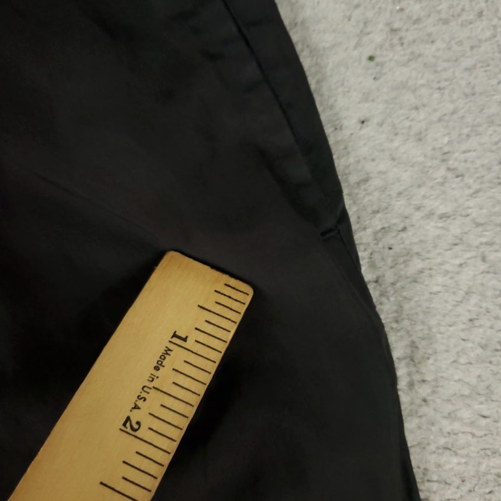 Nike Nike Pants Mens Medium Black Vintage 90s Track Windbreaker Ankle Zip Pants Nike Mens Medium Black Vintage 90s Track Windbreaker Ankle Zip Size US 31 - 3 Thumbnail