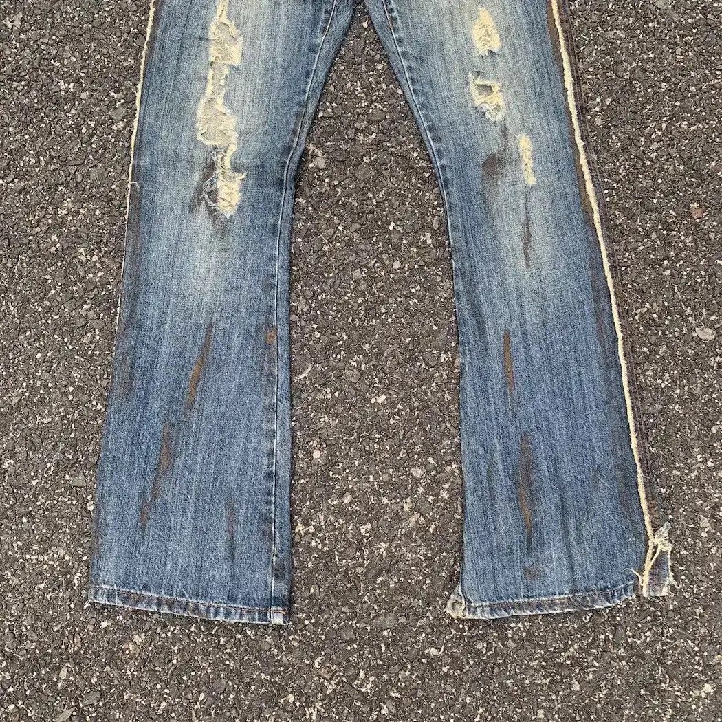 Japanese Brand JAPANESE RUSTY DIRTY DENIM 30x32 RIPPED FLARE BOOTCUT PANTS Size US 30 / EU 46 - 3 Thumbnail