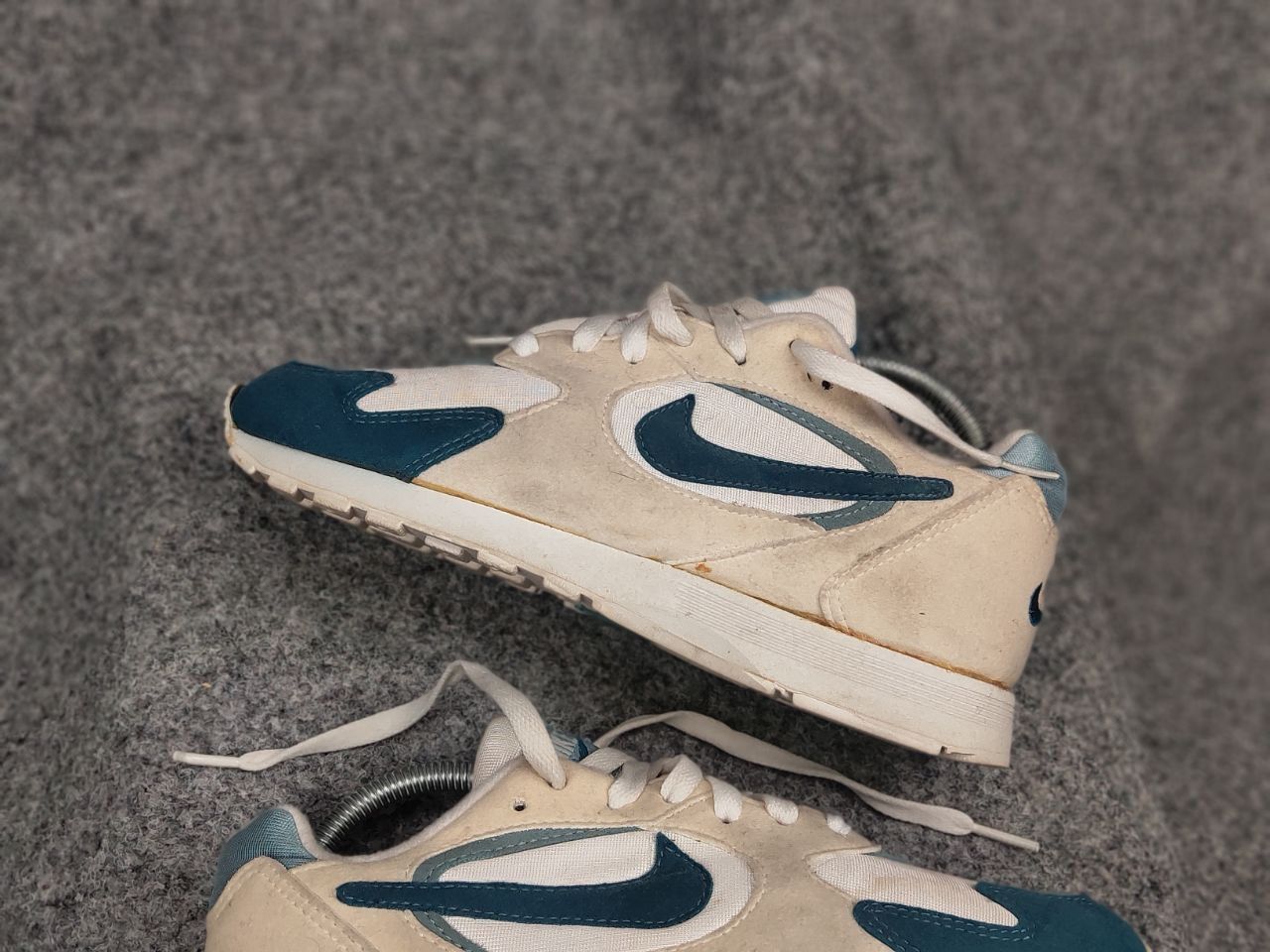 Nike Vintage 96's Nike Outburst White Blue Rare Sneakers Size US 8 / IT 38 - 2 Thumbnail