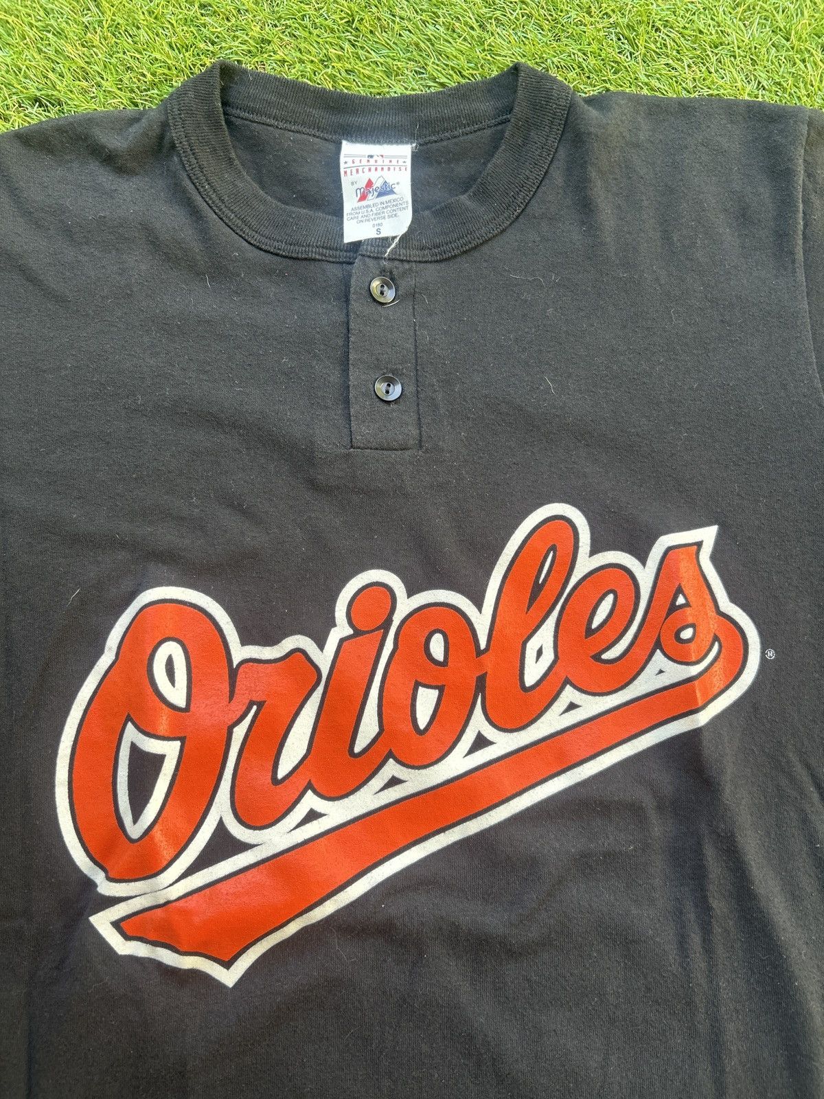 Vintage Vintage 90’s Baltimore Orioles Majestic MLB Henley Size US S / EU 44-46 / 1 - 2 Thumbnail