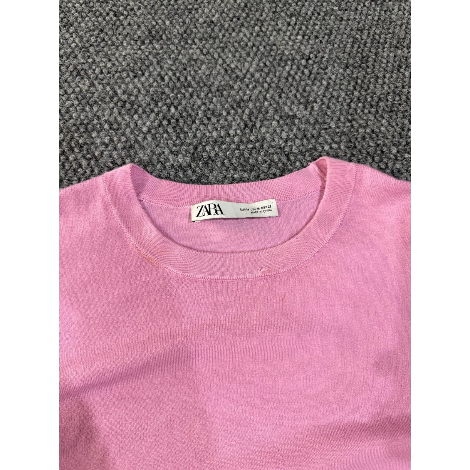 Zara Zara Sweater Womens Medium Pink Crewneck Gold Button Cuff Pullover Knit Size M / US 6-8 / IT 42-44 - 3 Thumbnail