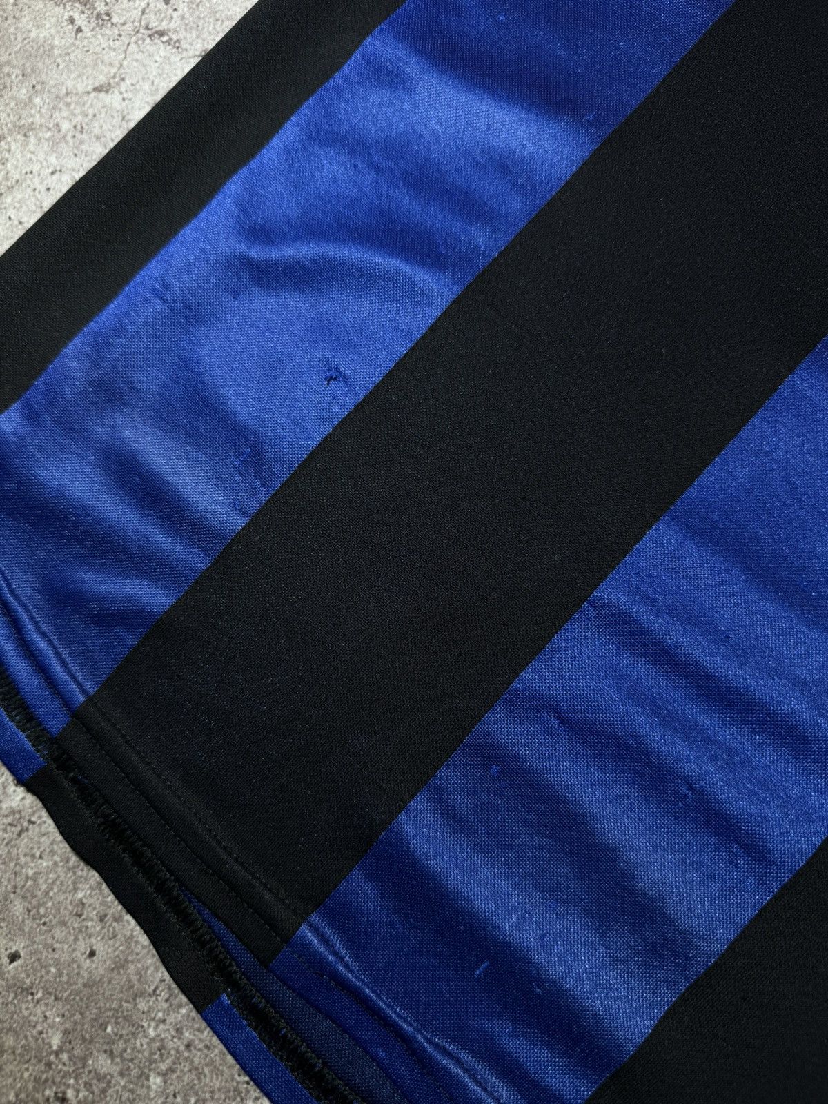 Nike × Vintage Inter Milan 1998/99 Home Football Retro Shirt Soccer Jersey Size US L / EU 52-54 / 3 - 8 Thumbnail