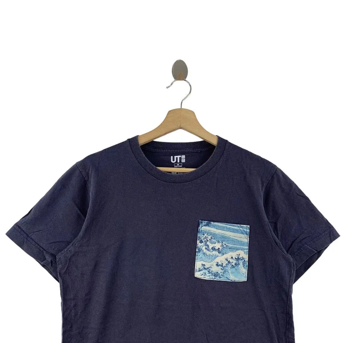 Uniqlo UNIQLO x MUSEUM FINE ARTS BOSTON Hokusai Wave Tee Shirt Top Size US M / EU 48-50 / 2 - 2 Thumbnail