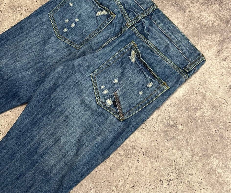 FCUK French Connection Y2K Distressed Blue Jeans Size 32x32 Size US 32 / EU 48 - 7 Thumbnail