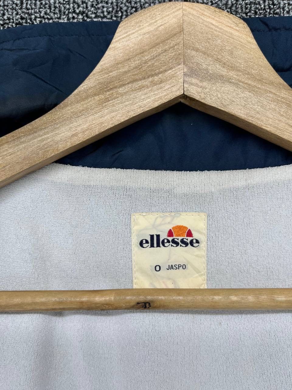 Ellesse Vintage Ellesse Racing Zip Up Light Jacket Size US L / EU 52-54 / 3 - 7 Thumbnail