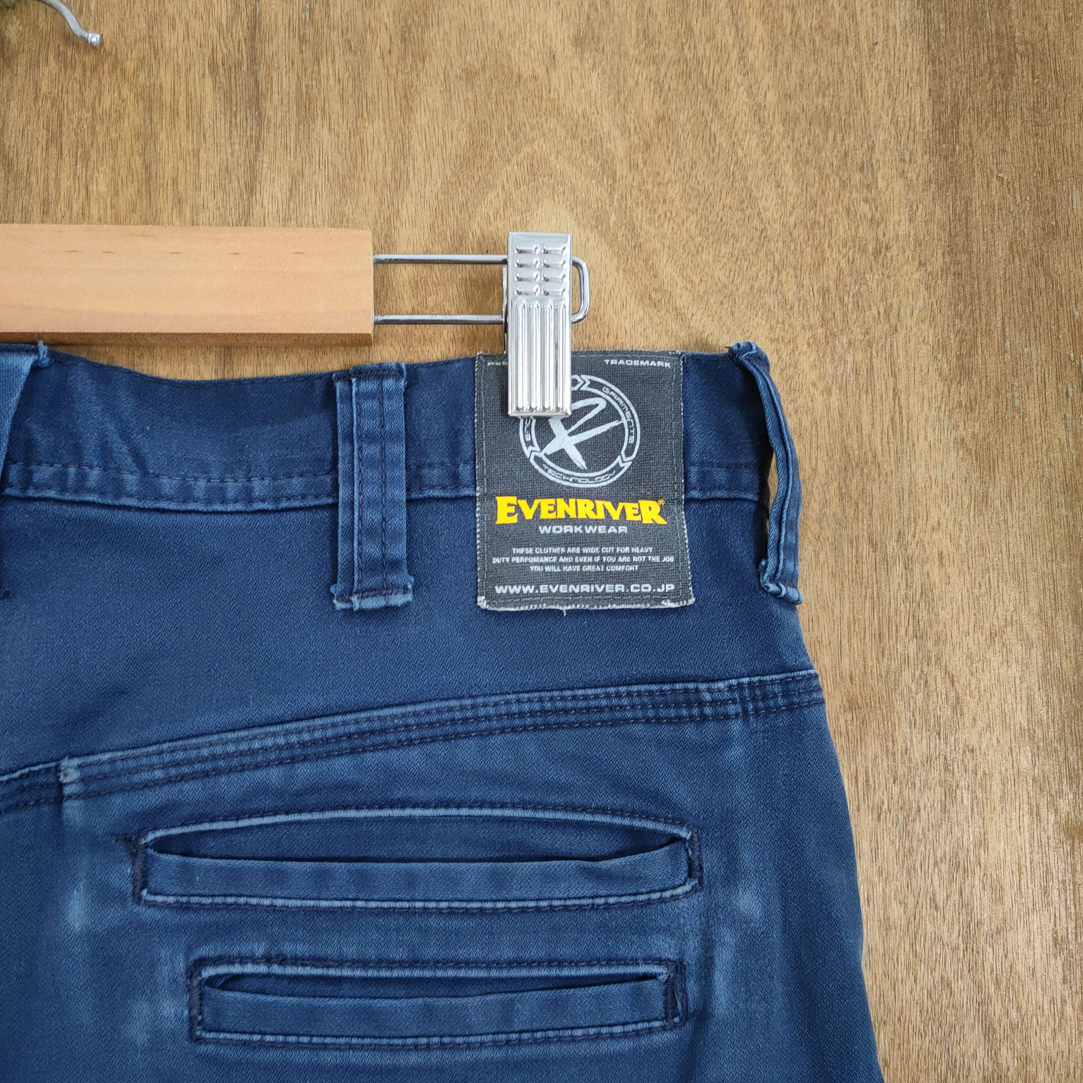 Japanese Brand VINTAGE JAPAN EVENRIVER DARK BLUE CARGO PANTS Size US 32 / EU 48 - 8 Thumbnail