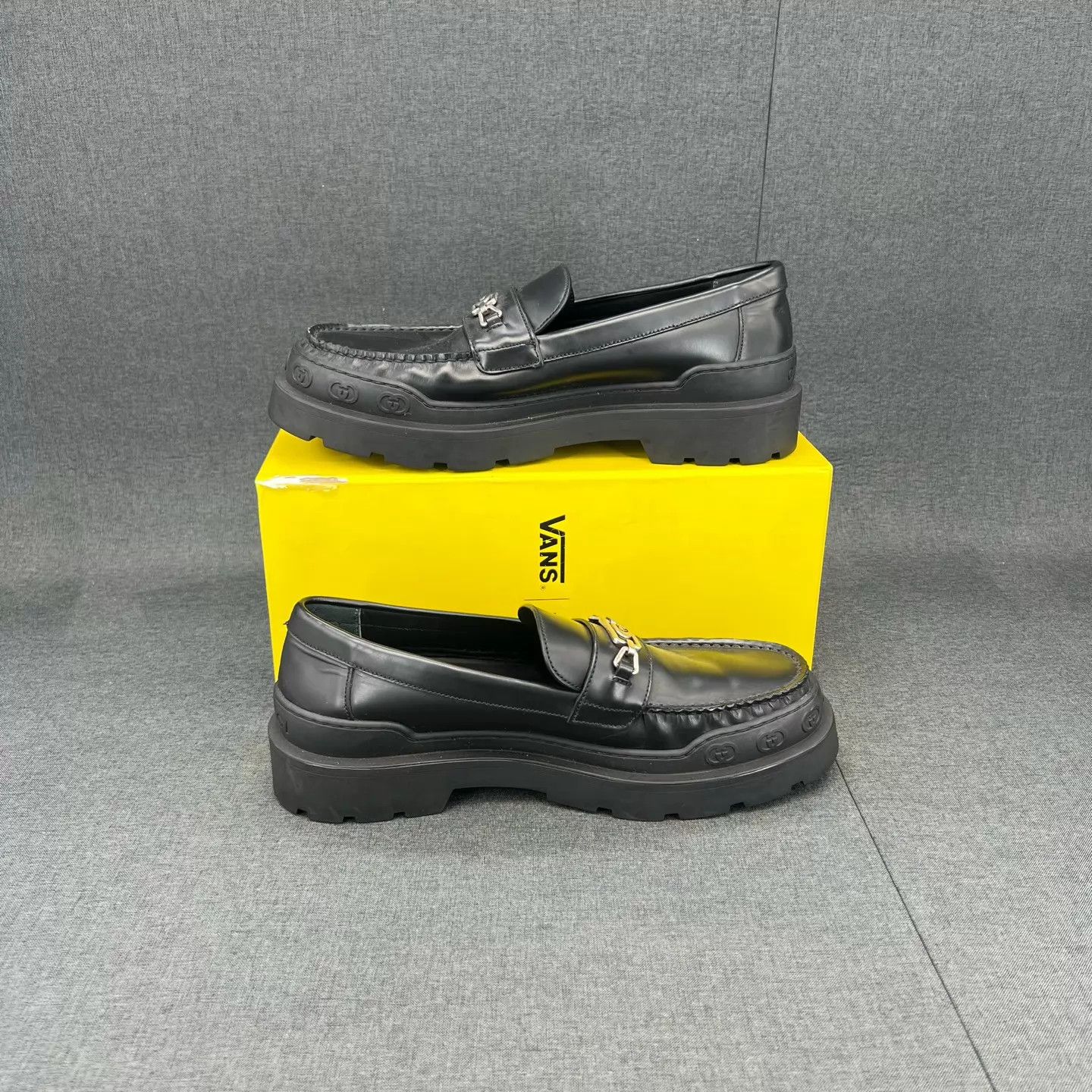 Gucci Gucci GG Horsebit Black Loafer 8 Worn Once Near New Box Size US 8 / IT 38 - 2 Thumbnail