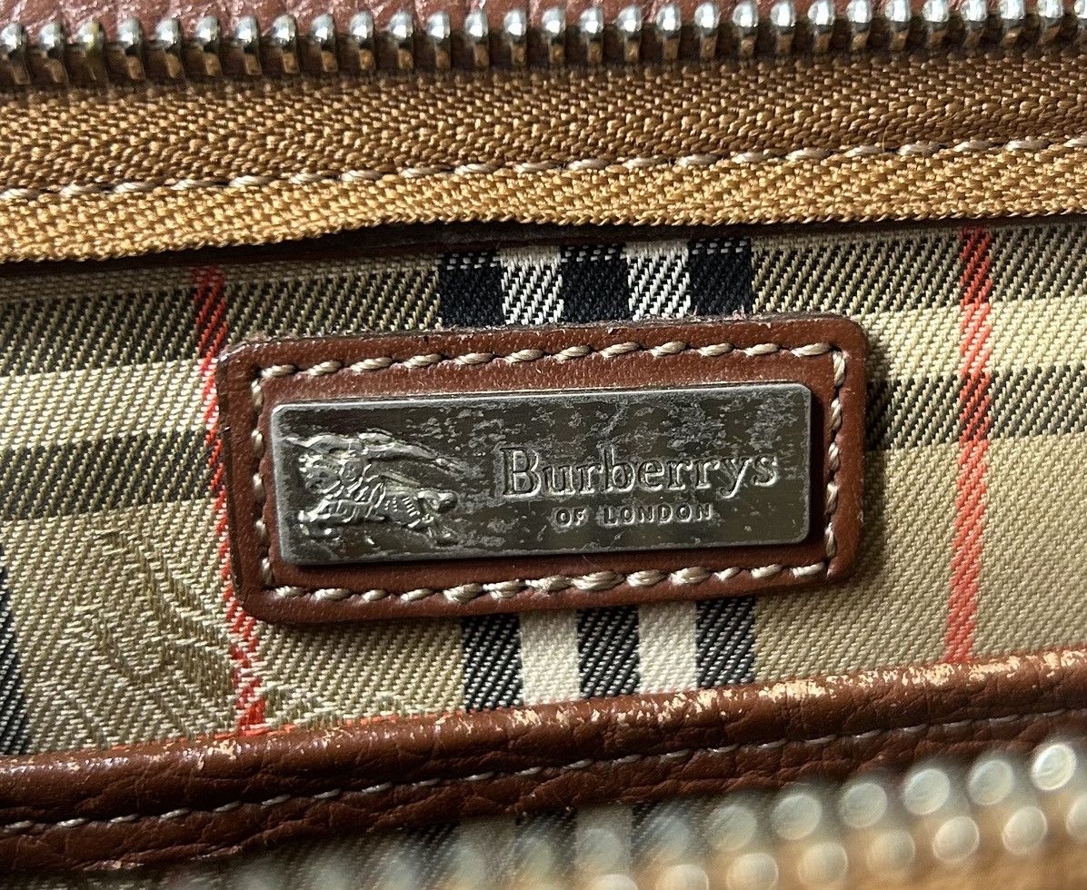Burberry Vintage Burberry Brown Leather Clutch Bag w Nova Check Size ONE SIZE - 8 Thumbnail