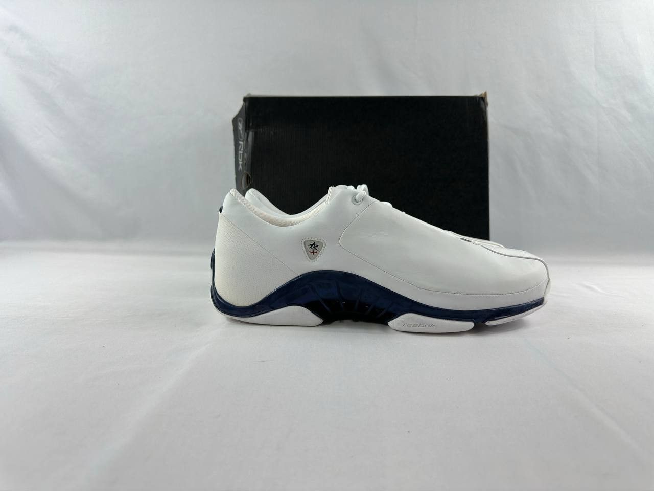 Reebok Vintage Reebok Basketball Shoes 4-95287 Low Top Y2K Size US 12 / EU 45 - 1 Thumbnail