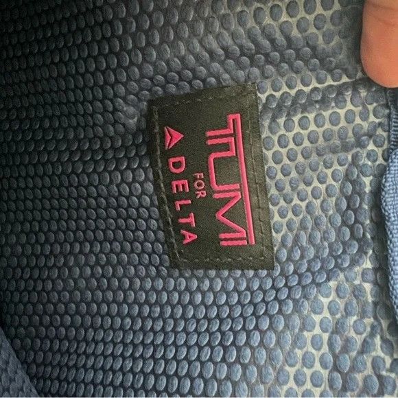 Tumi NEW TUMI Zip Pouch Carry Travel Bag Gray Black One Size Smal Size ONE SIZE - 7 Thumbnail