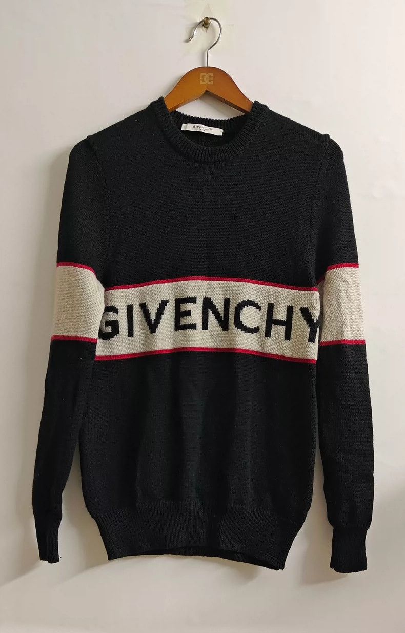 Givenchy Givenchy 100% Pure Wool Sweater, Heavy Duty Size US S / EU 44-46 / 1 - 1 Thumbnail