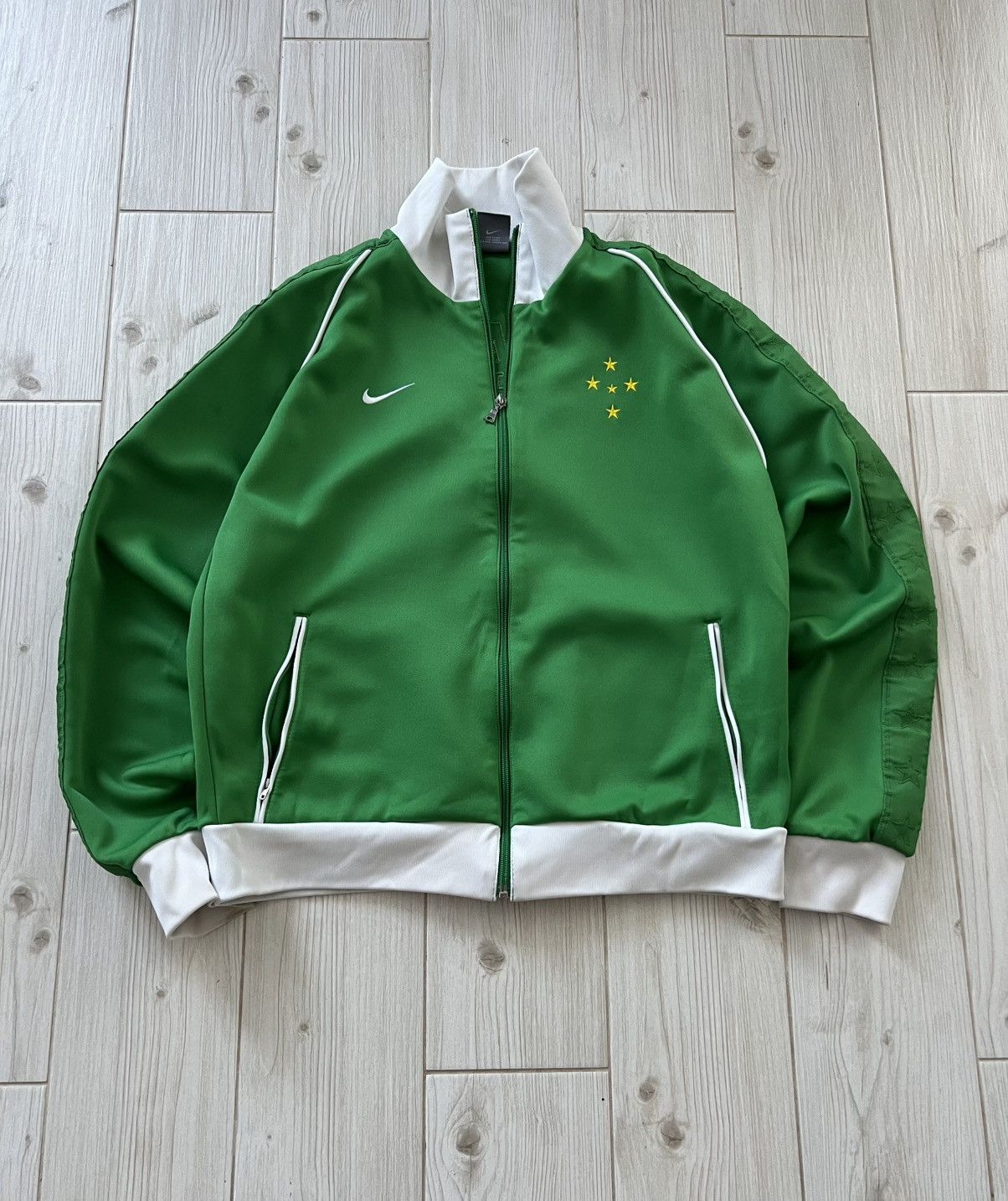 Nike Nike Brazil Mens Vintage Soccer Jacket Size US L / EU 52-54 / 3 - 2 Thumbnail