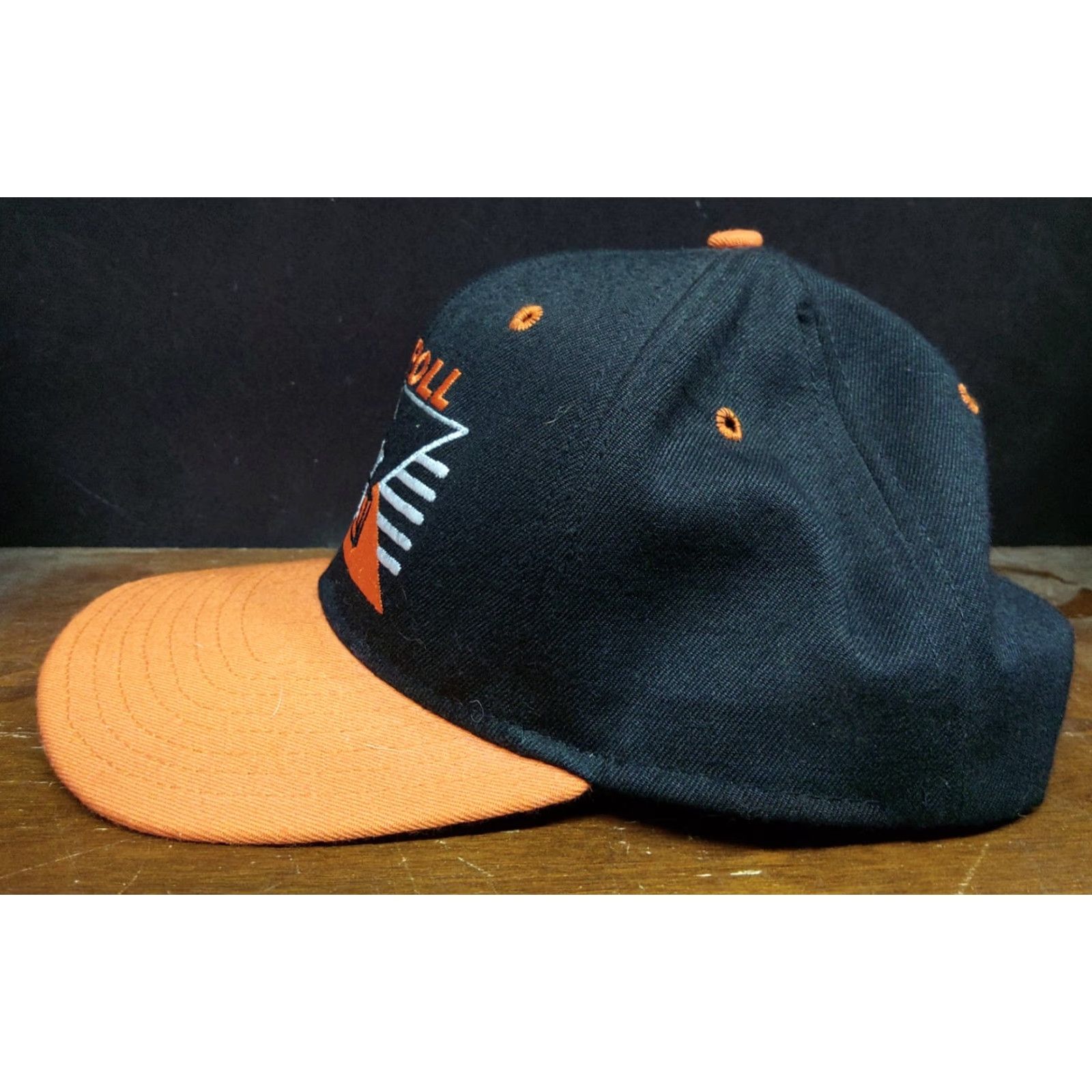 Vintage VINTAGE DeLong High School Snapback Hat Tigers Carroll Iowa 90s USA Men Adjustable Black Cotton Canvas Tigers 90s Sports Animals Hat Snapback Size ONE SIZE - 3 Thumbnail