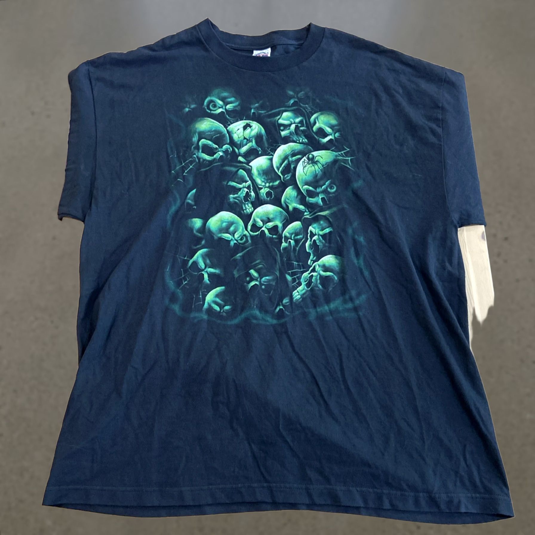 Liquid Blue Liquid Blue T-Shirt 2XL Men Blue Skull 90s Y2K Style AOP Graphic Shirt Size US XXL / EU 58 / 5 - 1 Thumbnail