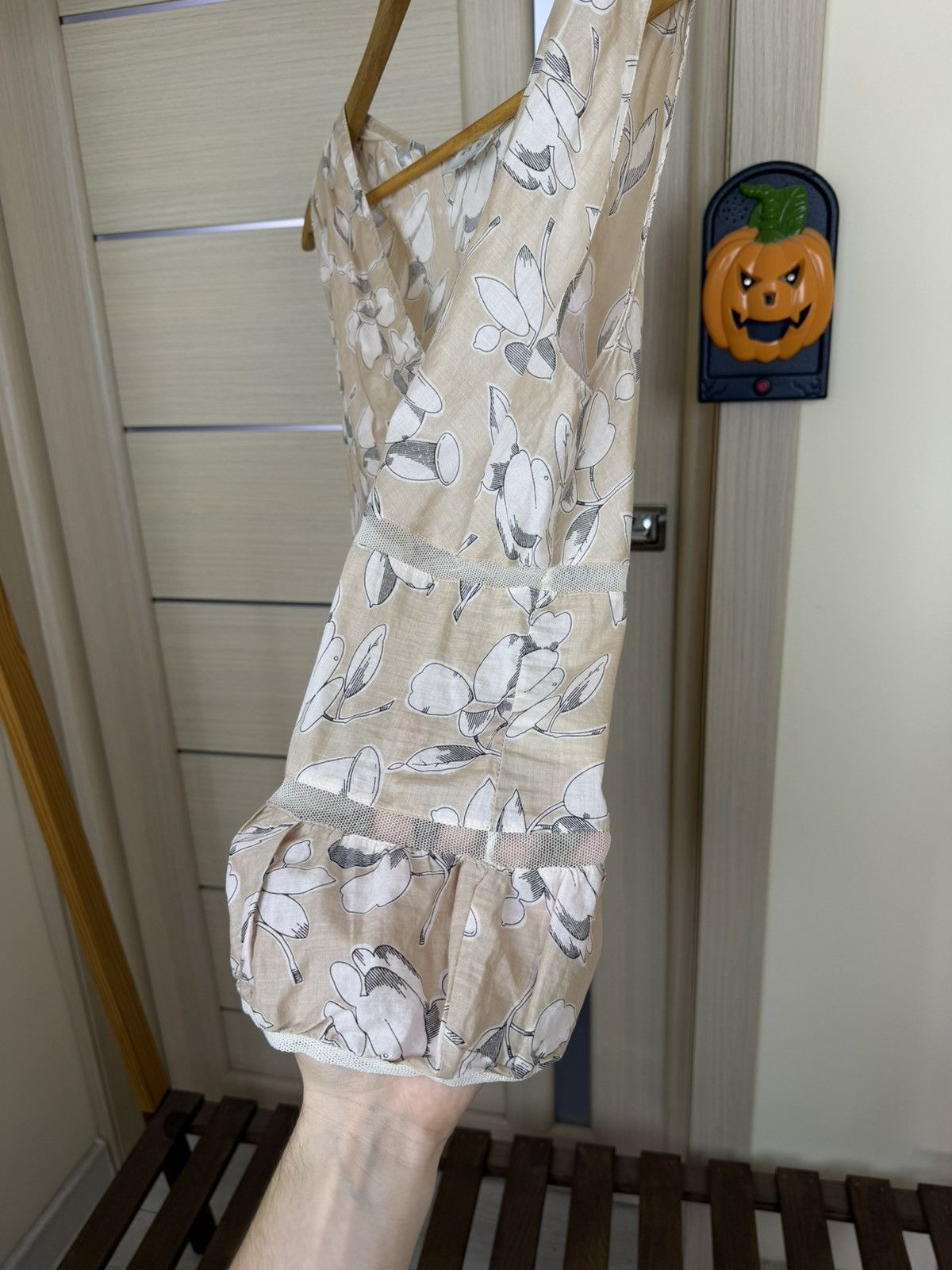 Marni Vintage Marni Floral Print Cotton Tie-Up Detail Blouse Size XS / US 0-2 / IT 36-38 - 14 Thumbnail