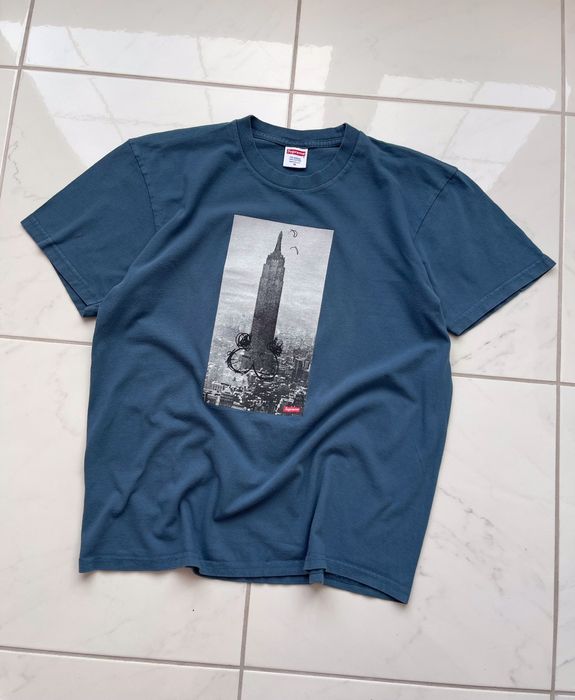 Supreme Supreme Mike Kelley Empire State Building Tee Clay FW18