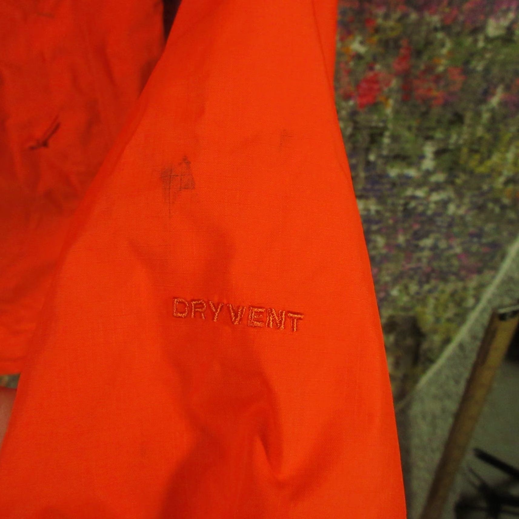 The North Face The North Face DryVent Rain Jacket Women XS Orange Hooded Lightweight Sealed Waterproof Size XS / US 0-2 / IT 36-38 - 6 Thumbnail