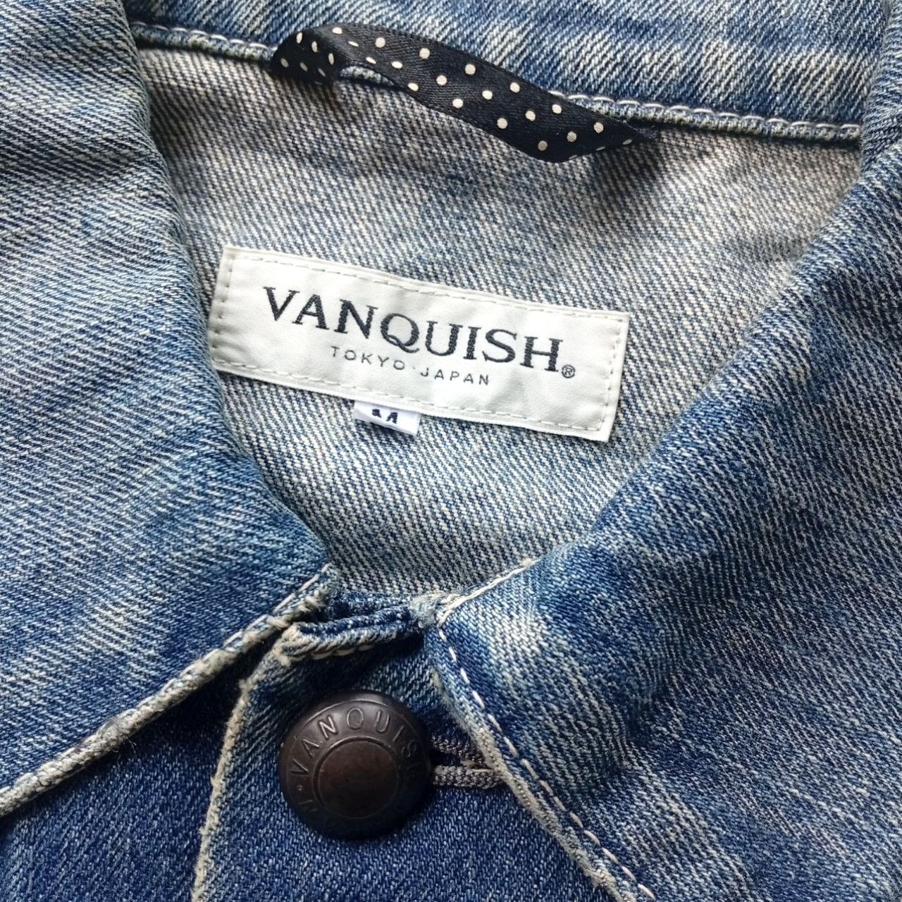 Vanquish Vintage Vanquish Japan Trucker Denim Jacket Painter Splash Size US S / EU 44-46 / 1 - 5 Thumbnail