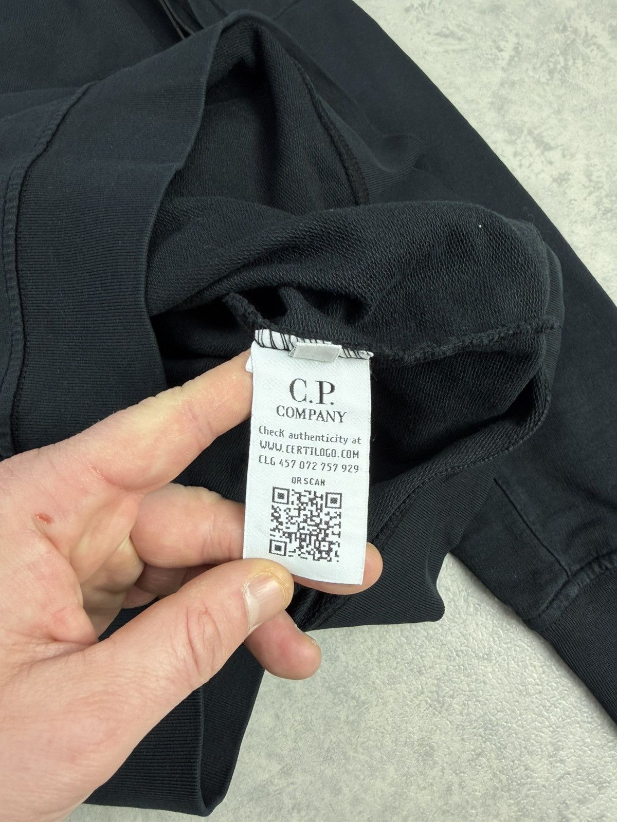 C.P. Company C.P. Company Crewneck Sweatshirt Black Size L Size US L / EU 52-54 / 3 - 10 Thumbnail